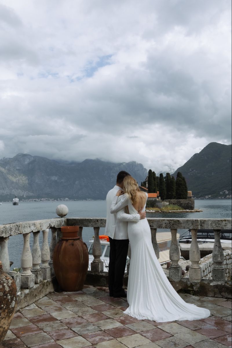 Stunning Floral Setup – Elegant Spring Retreat — Montenegro — Kotor · Budva · Sutomore · Sveti Stefan · Mediterranean rustic villa — retreat gallery image 5